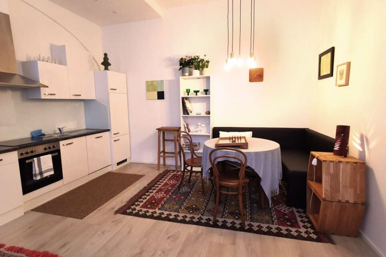 Others 5, Green Palm - 60m2 - cozy central with a green view, Wien