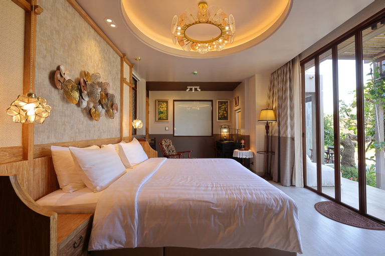 Bedroom 15