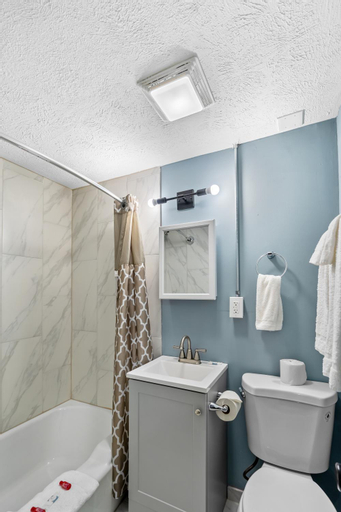 Bathroom 7