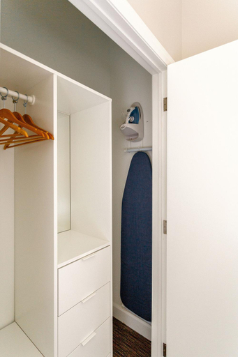 Bedroom 28