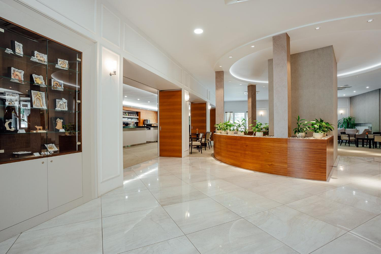 Public Area, Hotel Pod Zámkom, Prievidza