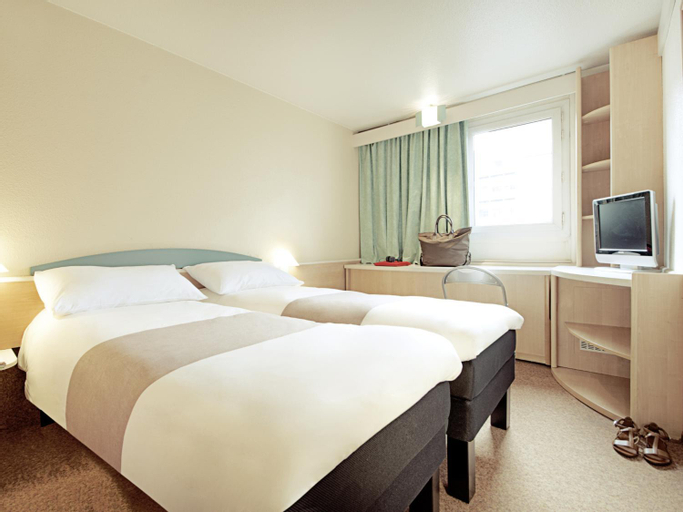 Bedroom 11