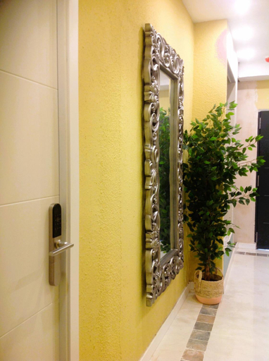 Public Area, Serendipity Hispalis Nervion, Sevilla