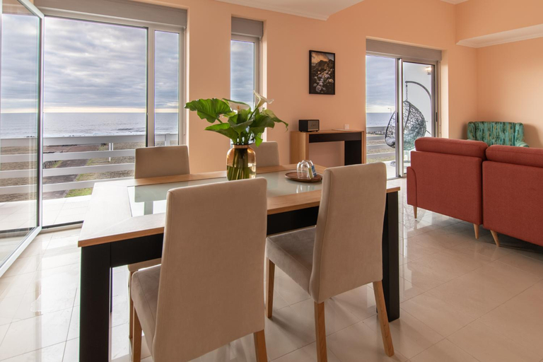 Others 4, Villas do Mar, Lajes das Flores