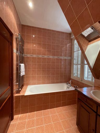 Bathroom 6