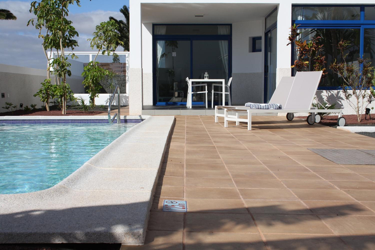 Others 4, Villas de la Marina, Las Palmas