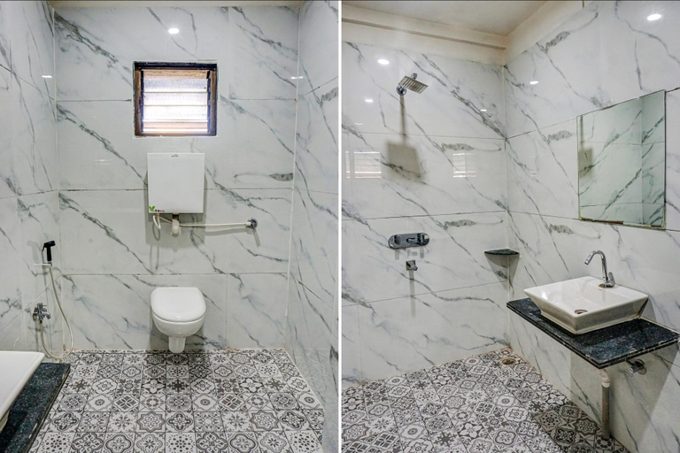 Bathroom 4, Via Tulsi Park, Ahmadnagar