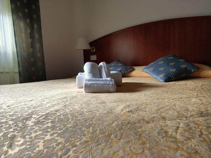 Bedroom 28