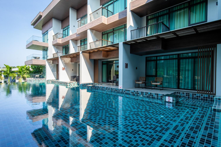 Swimming Pool 3
