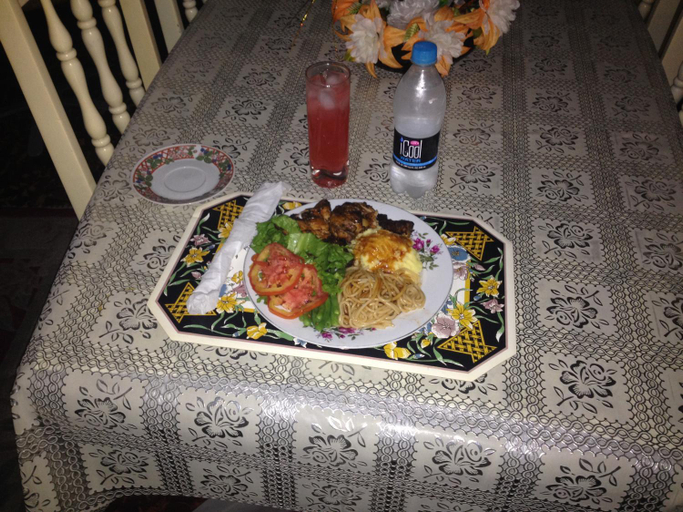 Food & Drinks
