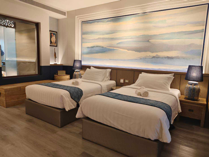 Bedroom 13