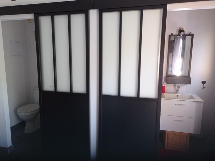 Bathroom 1, les chambres du pont des chevres, Landes