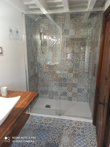Bathroom 3, Pension Castio, Cantabria