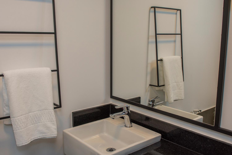 Bathroom 4, Serrana Residence, Nova Serrana