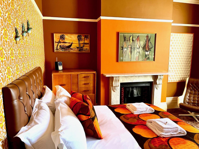 Bedroom 3, Snooze, Brighton and Hove