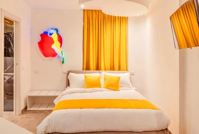 Others 3, Governo Vecchio Guesthouse Navona, Rome