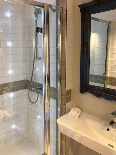 Bathroom, The Admiral Hornblower, Rutland