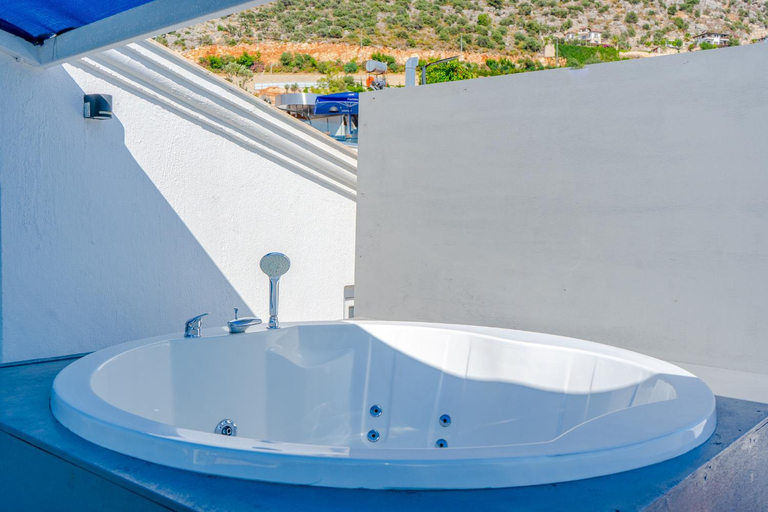 Sport & Beauty, Turkuaz Pansiyon, Kaş