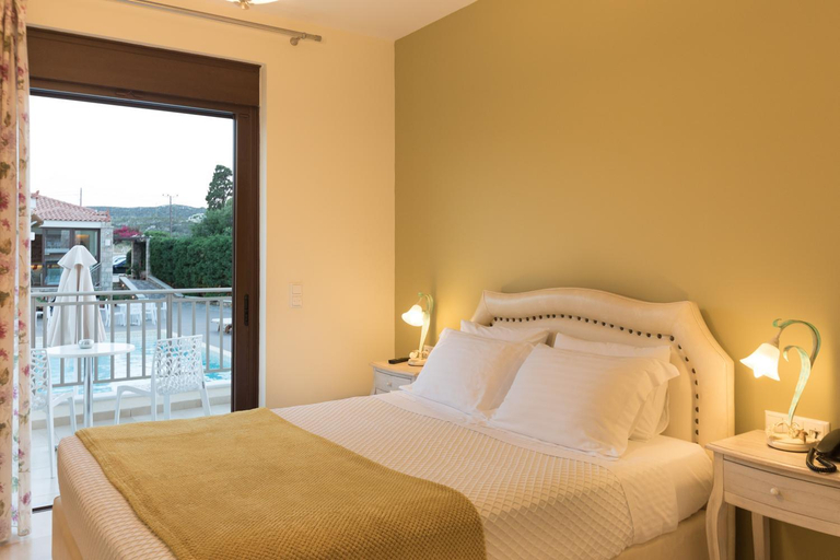 Others 4, Elafonisos Resort, Peloponnese