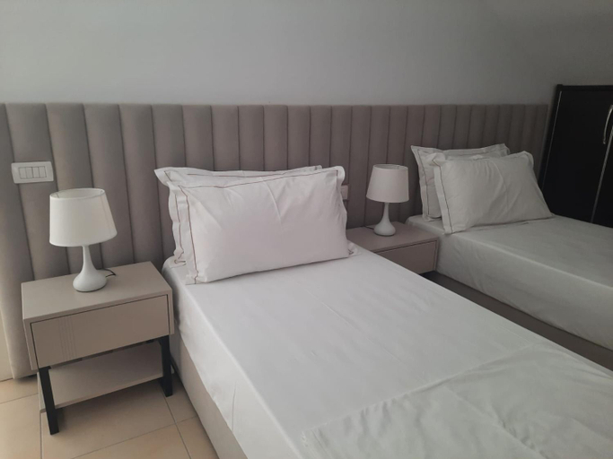 Others 3, Guesthouse "PELIVANI", Beratit