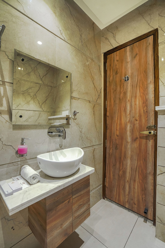 Bathroom, Pax Hotel AK Continental Amritsar, Amritsar