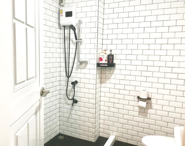 Bathroom 3, Cozy A at Nimman Studio Room in Condominium, Muang Chiang Mai