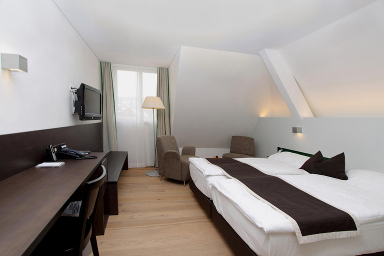 Bedroom 10
