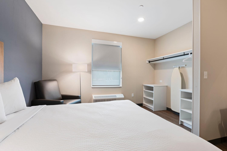 Bedroom, Extended Stay America Premier Suites - Atlanta - Newnan, Coweta