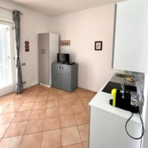 Others 4, Suite De Pasquale Lipari, Messina