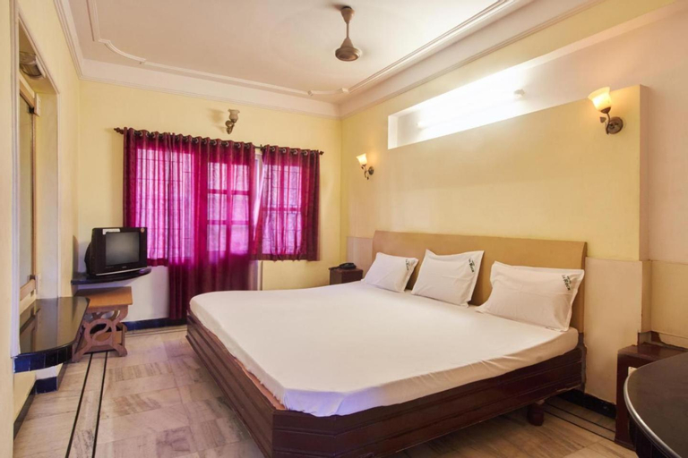 Bedroom 13