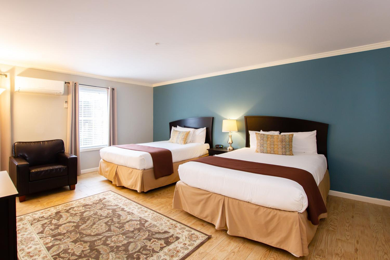 Bedroom 1, The Dahlonega Square Hotel & Villas, Lumpkin