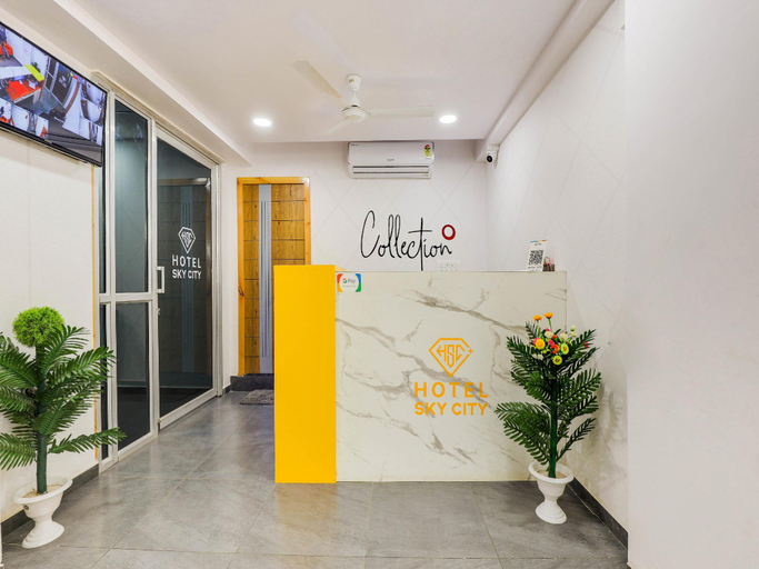 2, Hotel Sky City, Surat