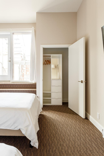 Bedroom 26