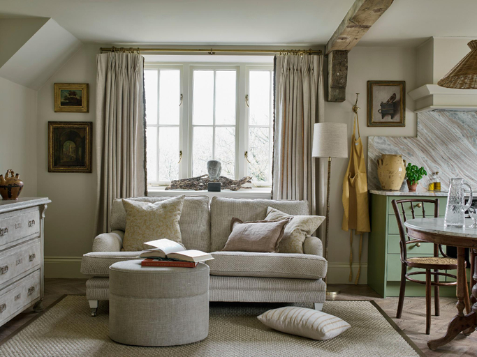 Others 4, Plum Henley, West Sussex