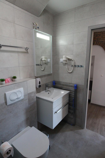 Bathroom 2, A&D Apartments, Rovinj