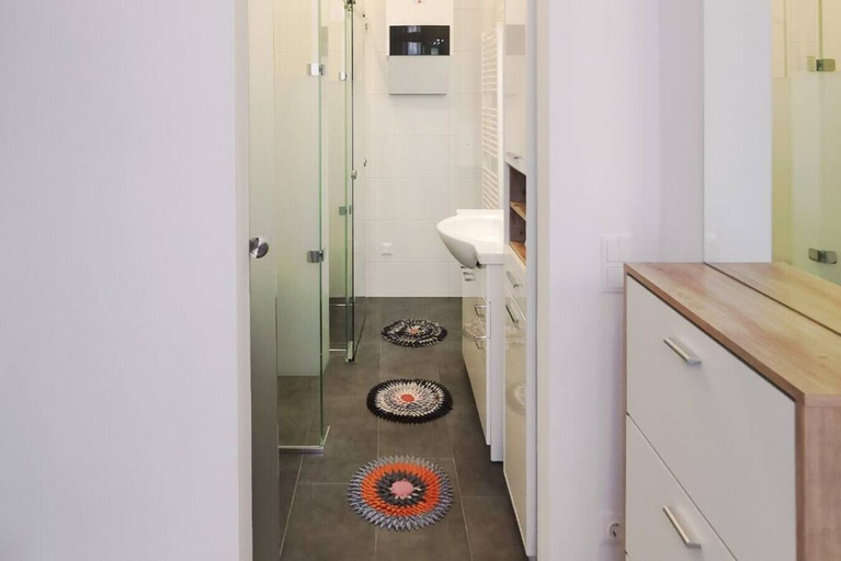 Bathroom, Blue Palm - 60m2 - cozy, central with a green view, Wien