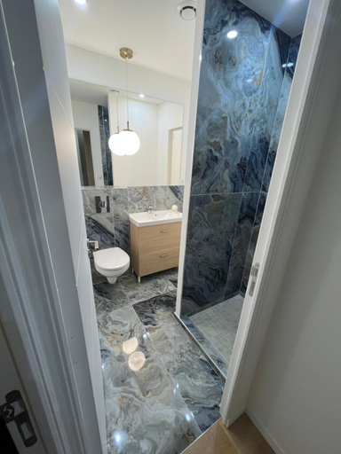 Bathroom 5, Appartement Luxe Jaune, Loire