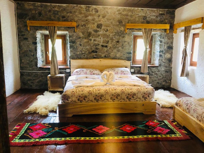 Bedroom 4, Shpella Guesthouse Theth, Shkodrës