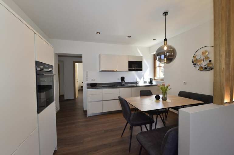Others 3, Appartements Lenzenhof, Bolzano