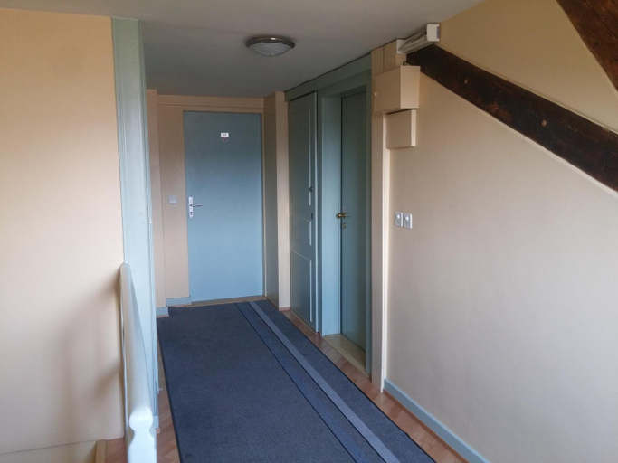 Others 5, Appart'Hotel Residence Dizerens, Genève