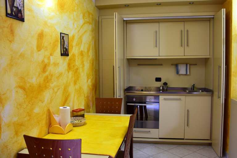 Dining Room 4