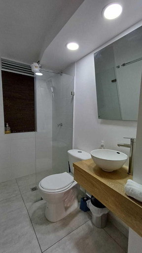 Bathroom 3, Escape, Guatapé