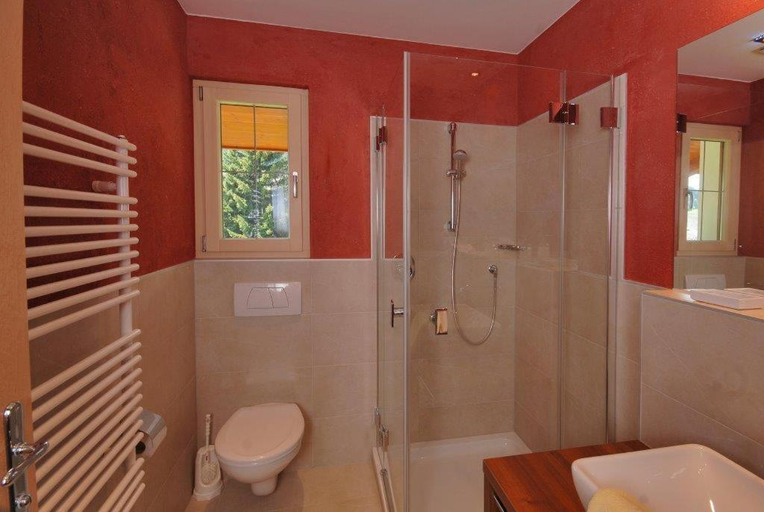 Bathroom 3, Apart Hotel Garni Kofler, Landeck