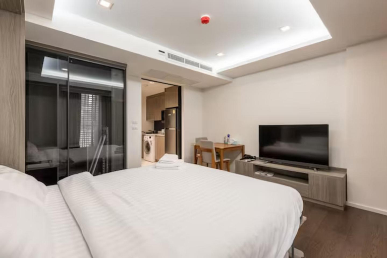 Bedroom 12