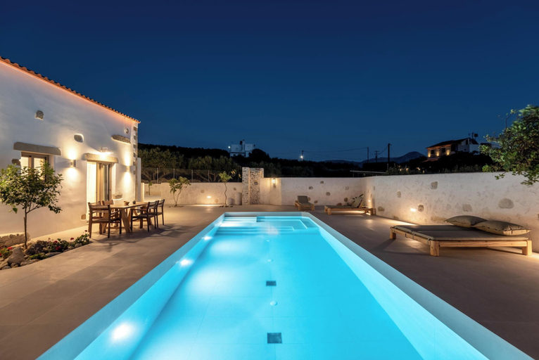 Sport & Beauty 4, Villa Froudi, Crete