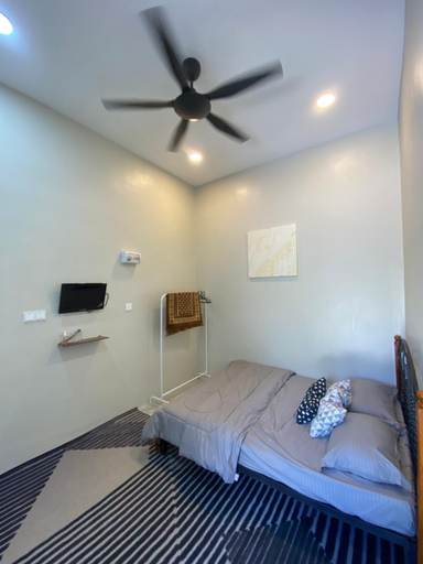 Bedroom 2, AzHAUZ Guestroom & Campsite, Kemaman