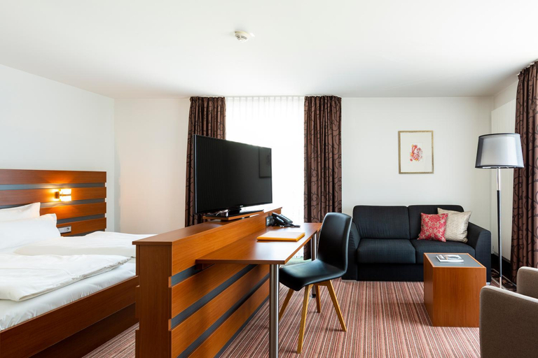 Bedroom 2, Ringhotel sKreuz, Heidenheim