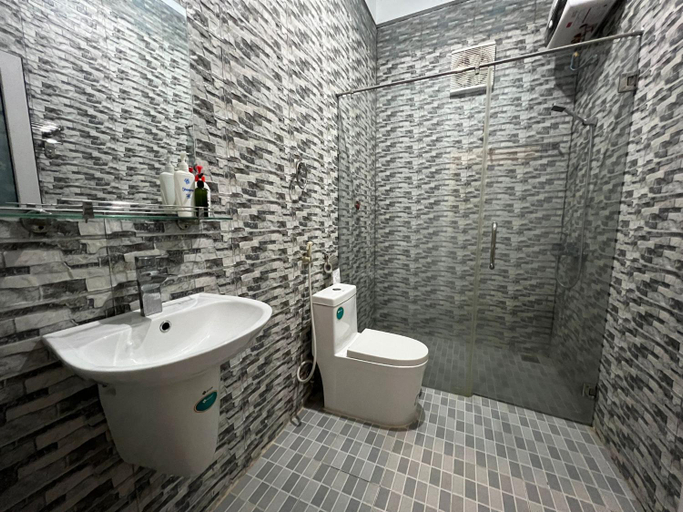 Bathroom 3, Phong Nha Dawn Homestay, Bố Trạch