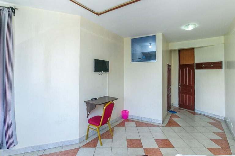 Others 5, Nairobi Fahari Tripple Suites, Starehe