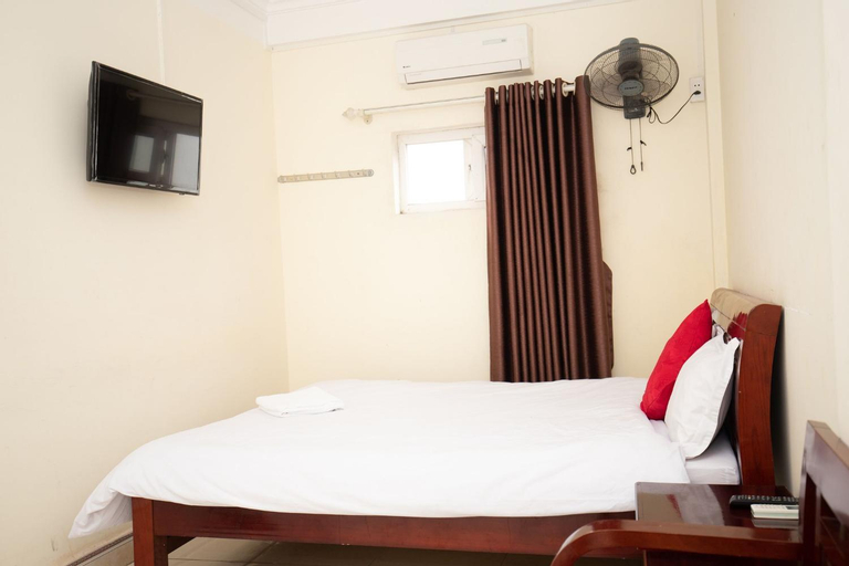 Bedroom 6